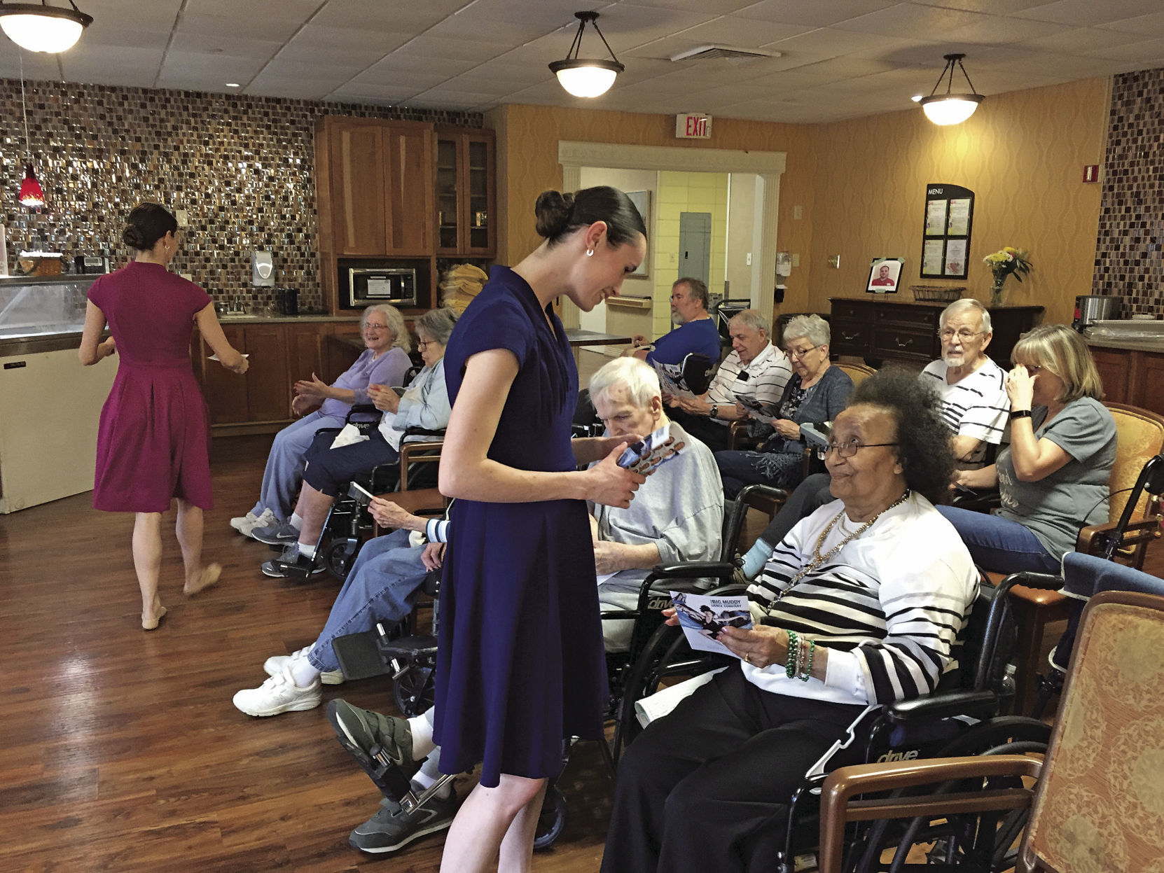 STL_Senior Embrace_lady blue dress_C_submitted.jpg